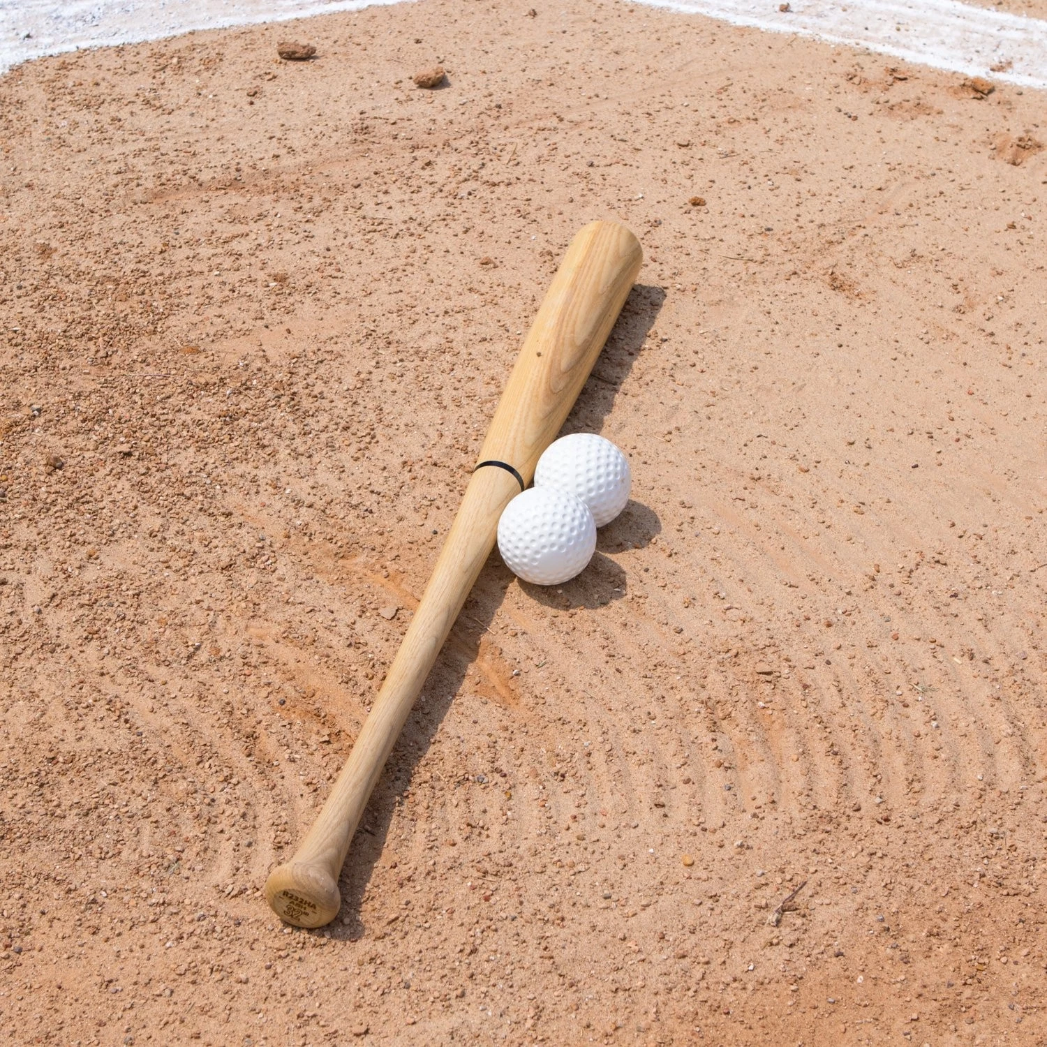 Champion Sports Pitching Machine - Thumbnail 2