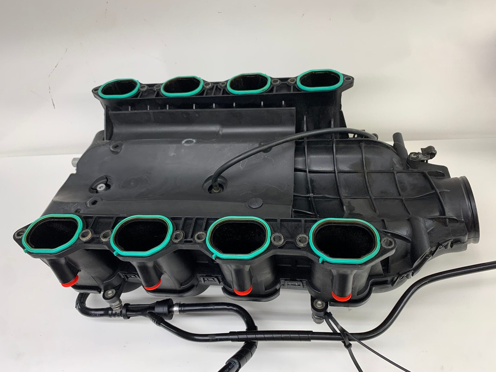 2005-2007 Maserati Quattroporte M139 Engine Air Intake Manifold OEM 4.2L 195699