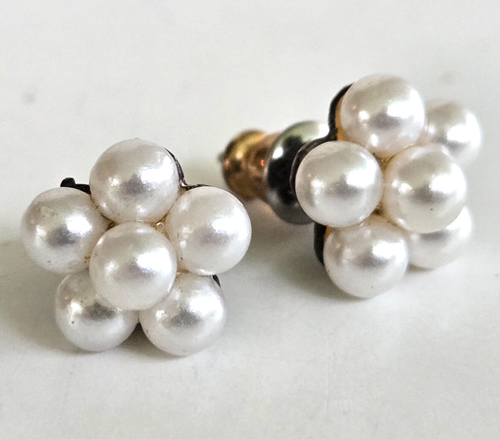 Vintage White Faux Pearl Flower Shaped Stud Pierced Earrings 3/8" Small Cluster - Picture 4 of 8