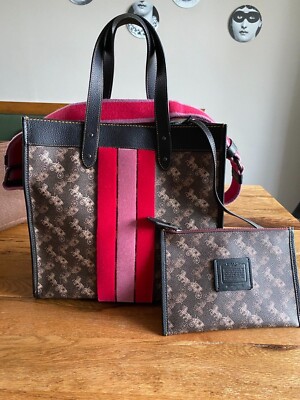 Coach Field Tote mit Pferdekutschenprint und College-Streifen