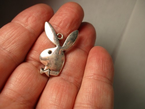 18pc Antique Silver Pewter Playboy Bunny Charms Metal Rabbit Head Craft Pendants