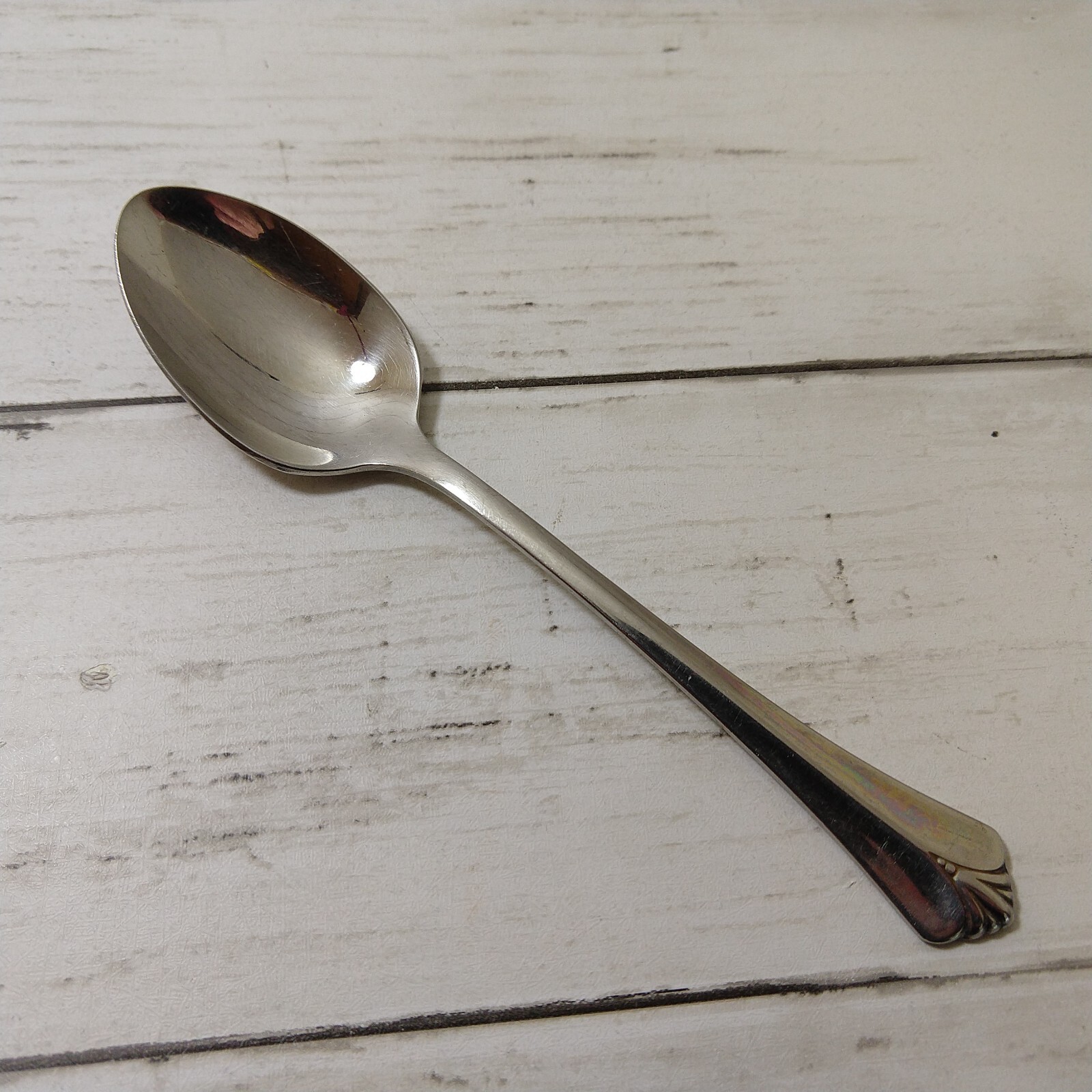 Oneida Distinction Deluxe Westgate Royal Crest Teaspoon x1 B Stainless
