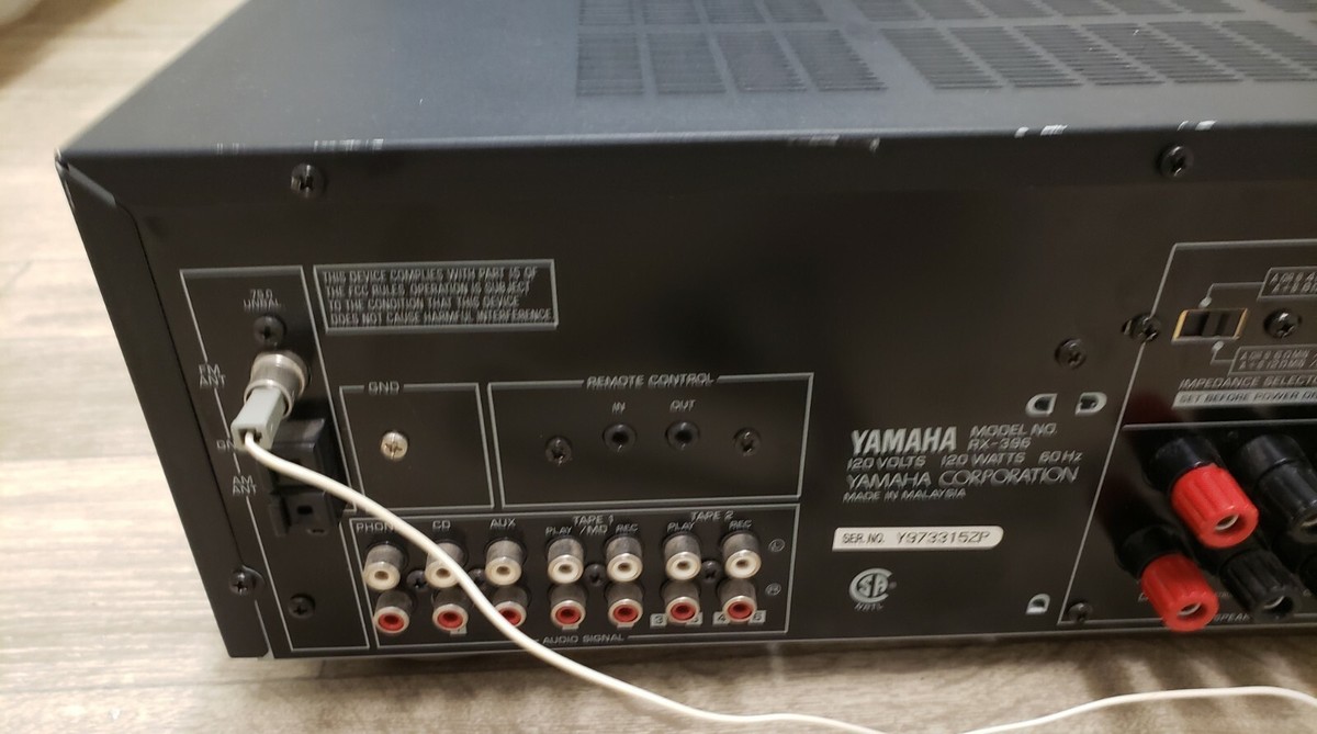 Yamaha RX-396 Stereo Receiver Natural Sound Amplifier Digital