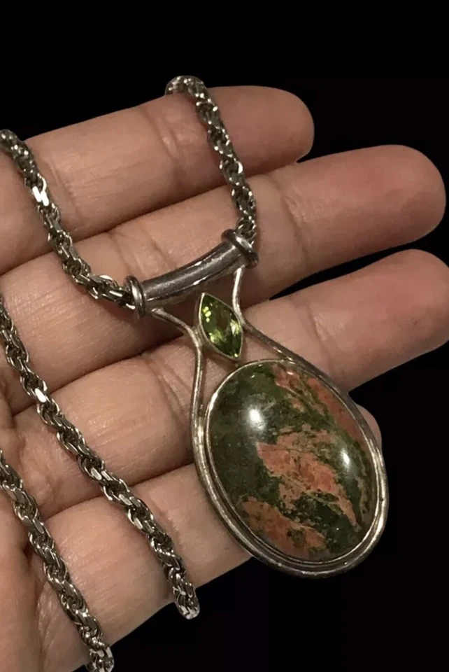 Sajen Sterling Unakite Pendant with Peridot on 20 Inch Snake Chain - 33 Grams - Image 3 of 4