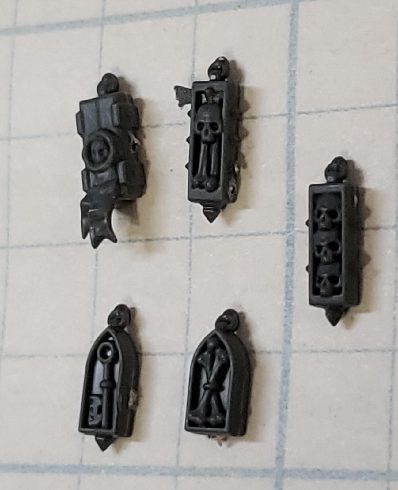 40k Space Marine Bits Assault Intercessor Bone Relics Honors | eBay