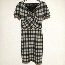 USED GUCCI CHECK PATTERN SHORT SLEEVE DRESS, SIZE BEADED GOOD