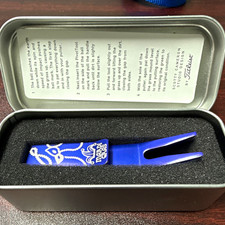 Scotty Cameron Studio Design Mardi Gras Blue 2-Prong Metal Divot Tool 2017