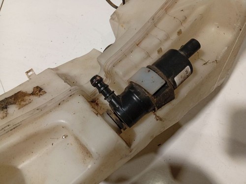 3B7955681 Waschwasserpumpe Scheinwerferreinigung 3B7 955 681 Audi DE2671570-41