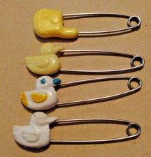 Vintage Novelty Diaper Cloth Pins DUCKS 2.25" Set Of 4 Safety Pins