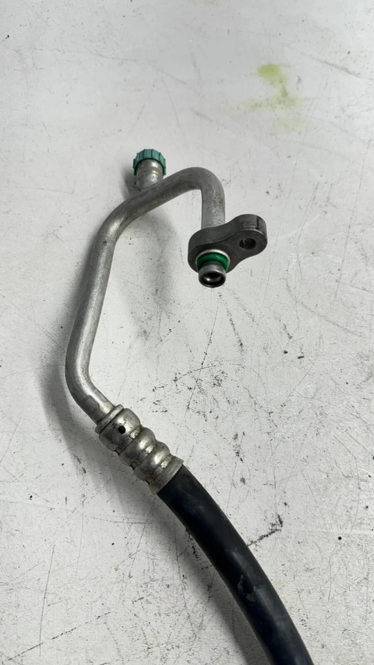 Manguera de aire acondicionado Hyundai Sonata 2011-2014 OEM Foto 3 de 4