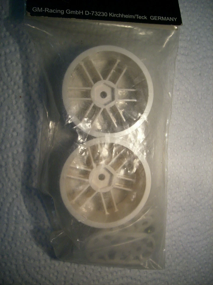 Graupner 96214 Felge 12-Speichen 24 mm weiss 6-Kant-Aufnahme - Bild 2 von 2