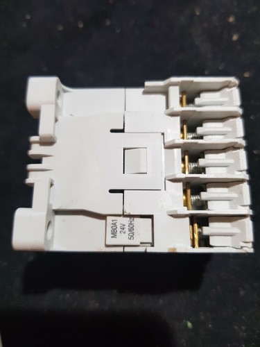 GE CONTATTORE ELETTRICO GENERALE MCRA022ATN 24V MC0A310AT3 110V MC1A310AT3 110V - Foto 3 di 17