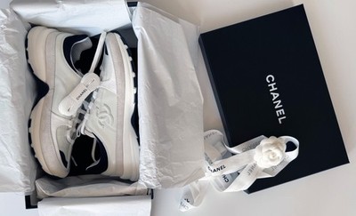 CHANEL スニーカー NEW 25A CHANEL WHITE BLACK LEATHER SNEAKERS 41.5 | eBay