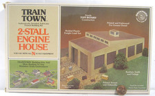 Bachmann Train Town N Scale Model Building 2-Stall Engine House 1556  C84