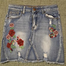 Embroidered Floral Jean Mini Skirt Raw Hem Distressed Festival Hippie Boho Small