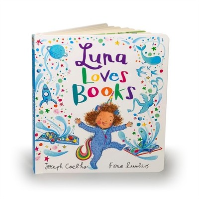 Luna Loves Books by Joseph, OBE Coelho (Board book)