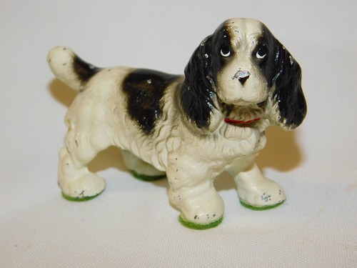 Antique Vintage HUBLEY Cast Iron Cocker Spaniel Dog Paperweight 3.5" long Mini