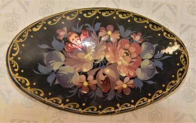 Vtg Signed K.N. 2001 Black Lacquered Hand Painted FLOWER Oval Pin