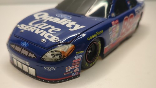 Nascar Dale Jarrett #88 Quality Care 2000 Ford Taurus Diecast Bank 1:24 - Bild 8 von 23