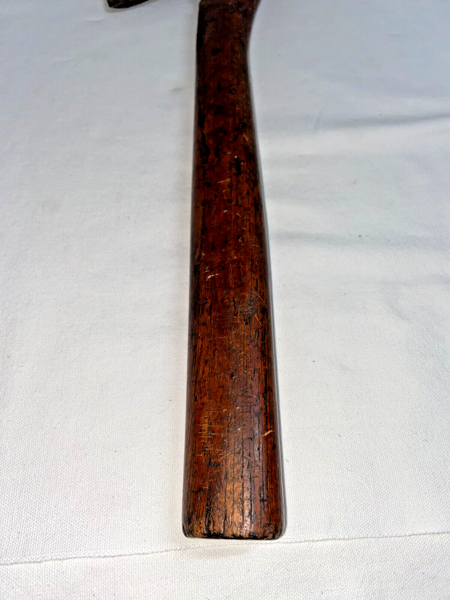 Vintage Antique Farm Axe: 16