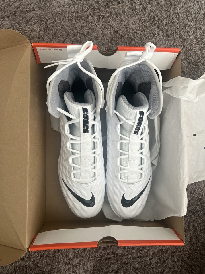 nike force savage varsity 2 cleats