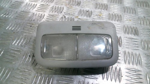 Plafonnier Intérieur Pour TOYOTA YARIS 1 Phase 1 – Réf. 8126052020B0 – Occasion Bon état