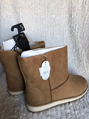 Girls  boots