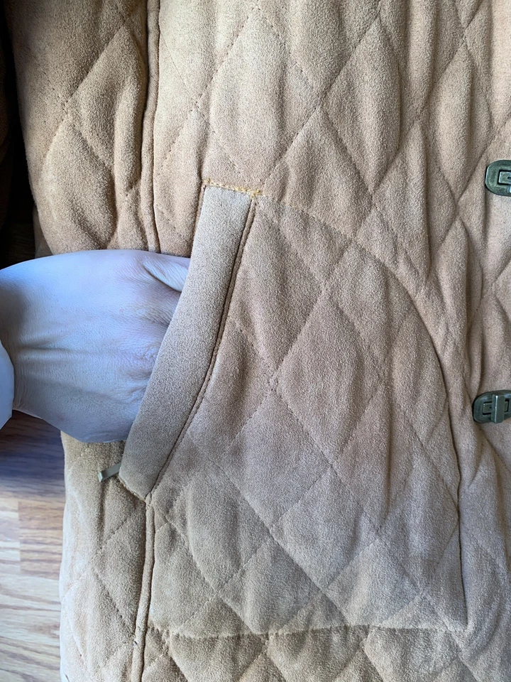 Blassport Womens Jacket Size Medium Brown Quilted faux Suede coat Two pockets - Image 3 of 4