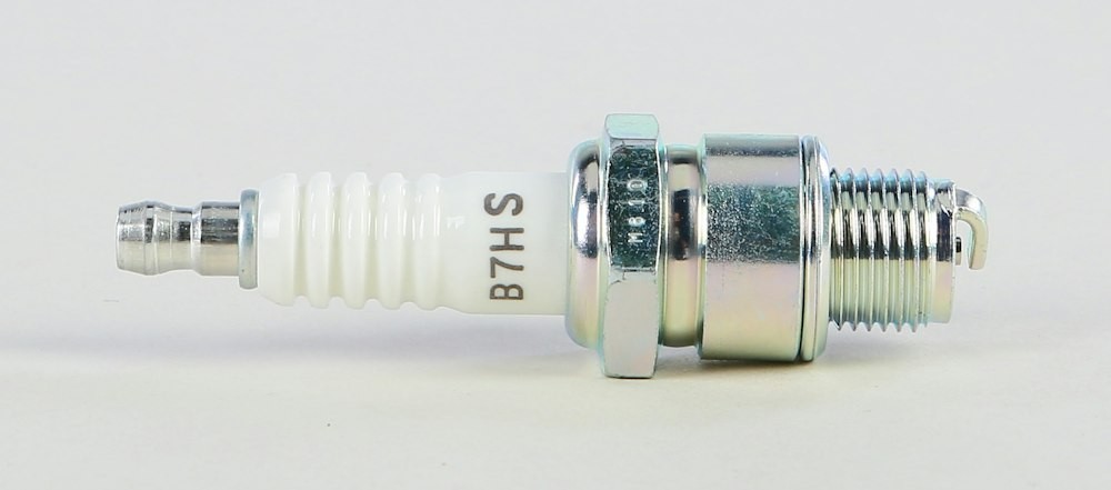 NGK Standard Spark Plug B7HS 5110