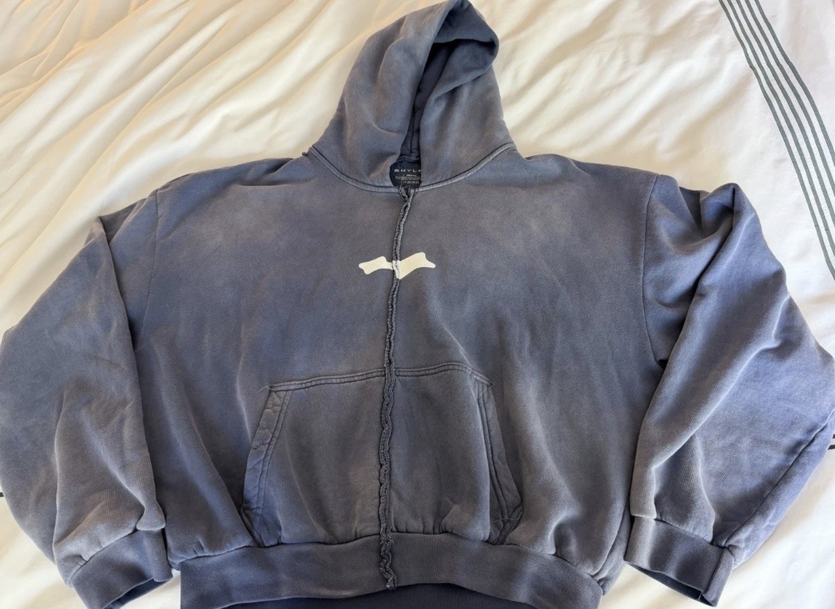 Justin Bieber Official Coachella Merch | Skylrk No Zip Hoodie