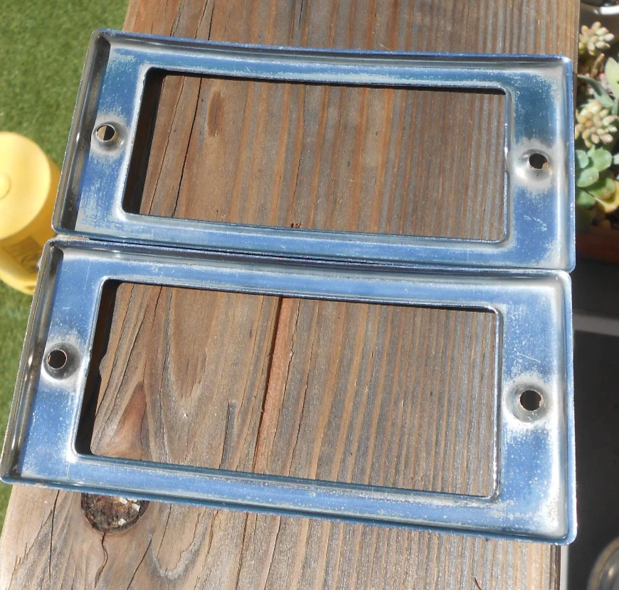 Biseles de luces de estacionamiento Ford Deluxe 1950 (par) Foto 2 de 3