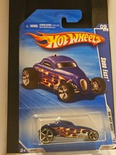 Hot Wheels Sooo Fast 2010 Fast Series 09/10 #147/240 Purple Hot Rod New