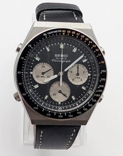 Vintage Seiko 7A28-703B Speedtimer Reverse Panda Quartz Chronograph 40mm