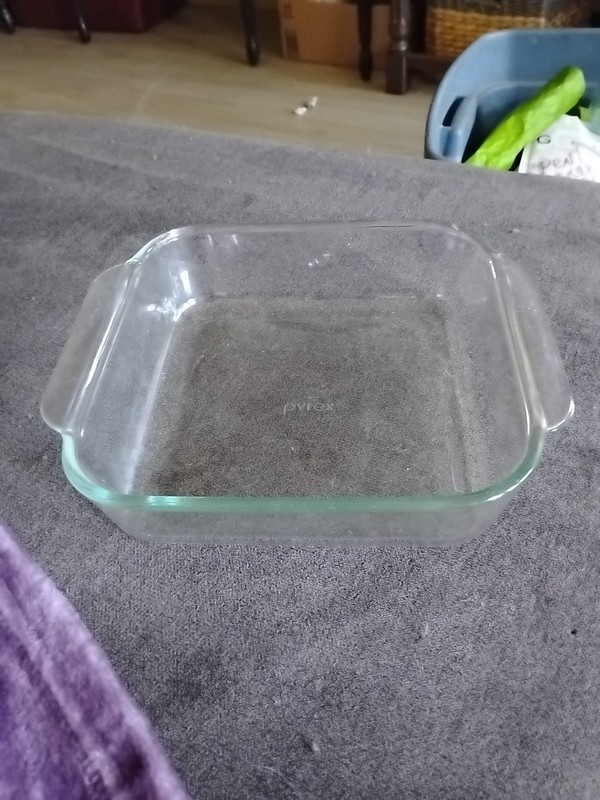 Pyrex # 222 Blue Tint Clear 8x8 Square Glass 2 Qt Baking Dish With Handles USA