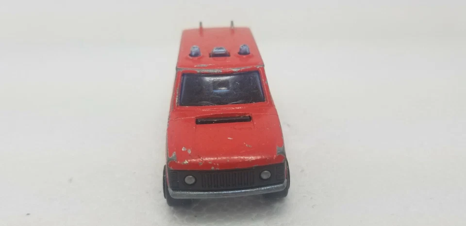 Vintage Majorette Range Rover #246 District 3 Fire Dept. Emergency Fire Vehicle - Image 3 of 4