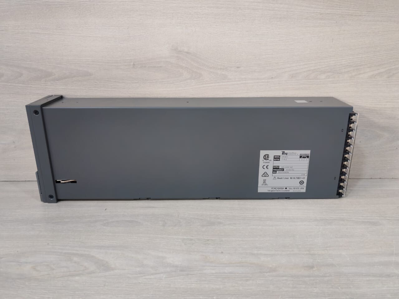Yokogawa DX364-1-4-2 Yokogawa DX364-1-4-2 Daqstation Chart Recorder 100-240V AC 50/60Hz - Incomplete 9