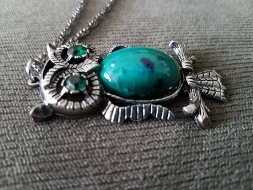 Owl Pendant, Pewter W Green Gem Eyes, Polished Stone Body, 14" Chain - Picture 4 of 4