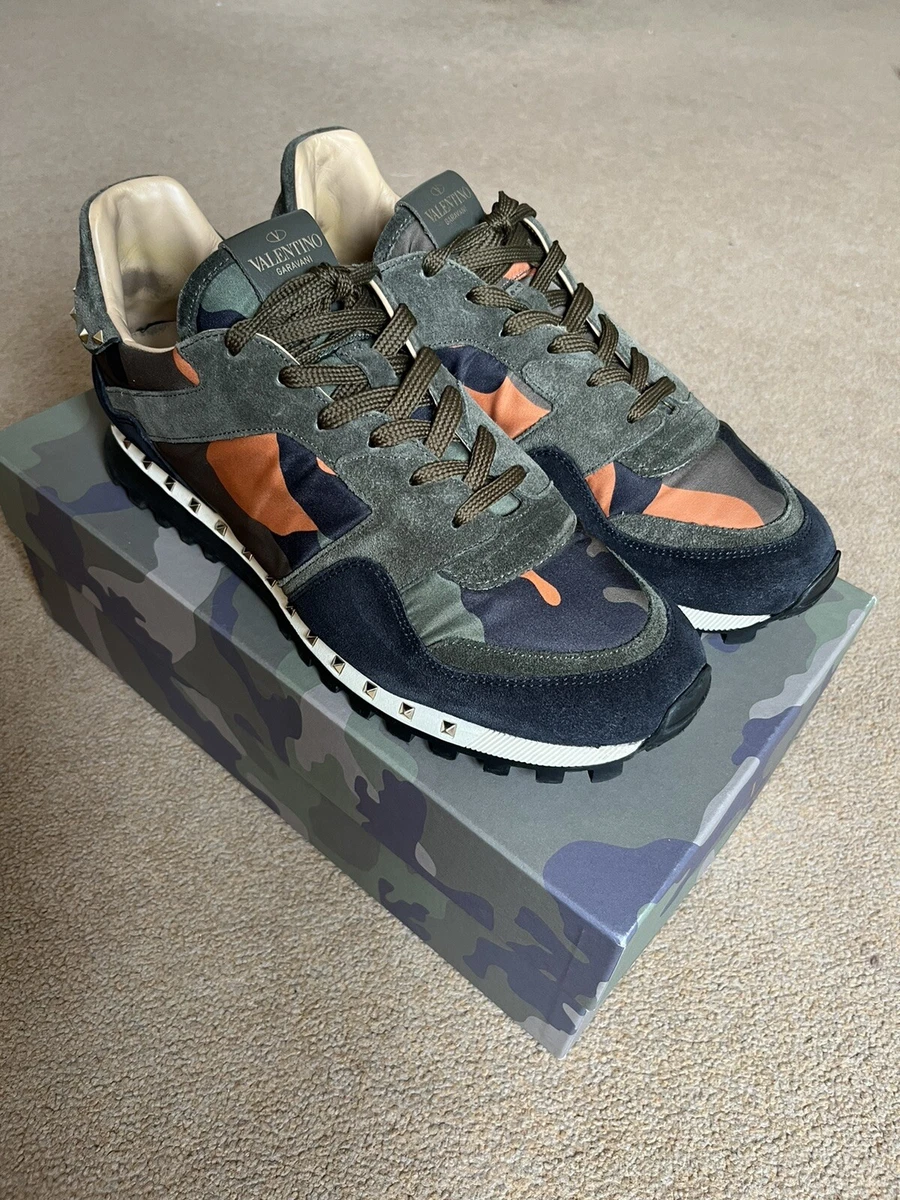 Valentino rockstud shop trainers mens