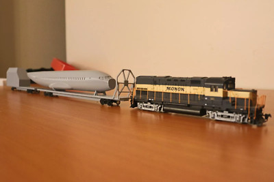 HO Scale Boeing 737 Fuselage and Cargo 11'' or 15.25''