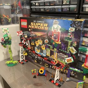 LEGO DC Comics Super Heroes: Jokerland (76035) 100% Complete WITH FIGS