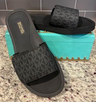 MICHAEL KORS Women’s Sz M WADE SLIDE 45S0WDFA2B Black NEW