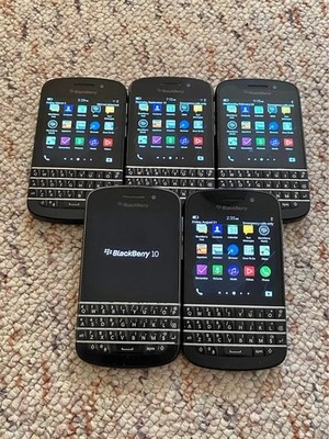BlackBerry Q10 16GB Black QWERTY Smartphone Factory Unlocked