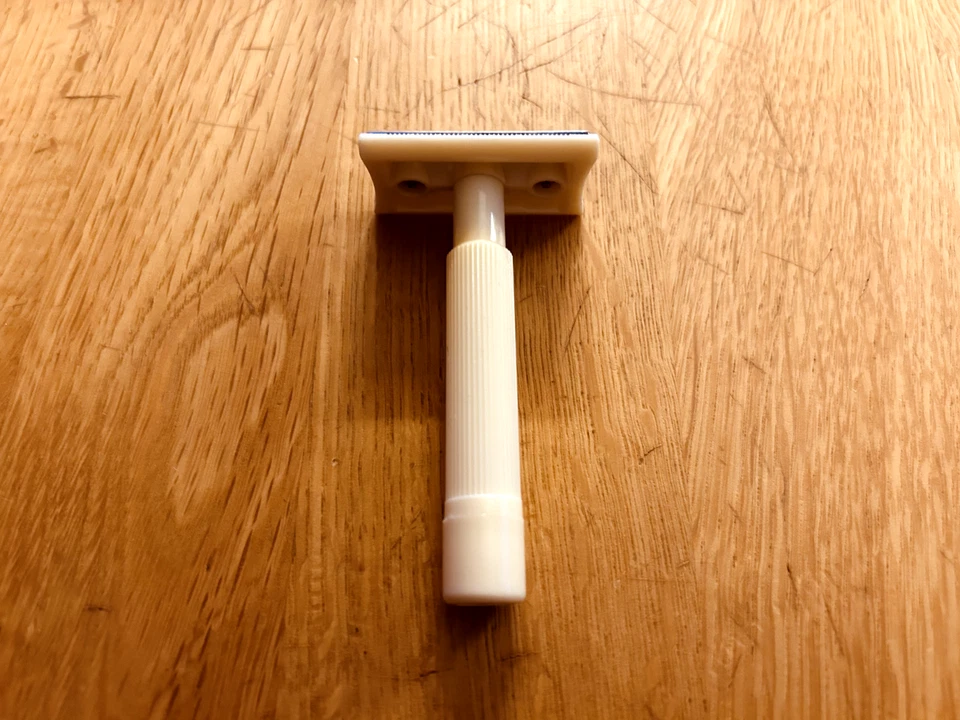 Mulcuto, Rasierer Nr. 9 Gradschnitt, Solingen, DDR - Bild 4 von 4