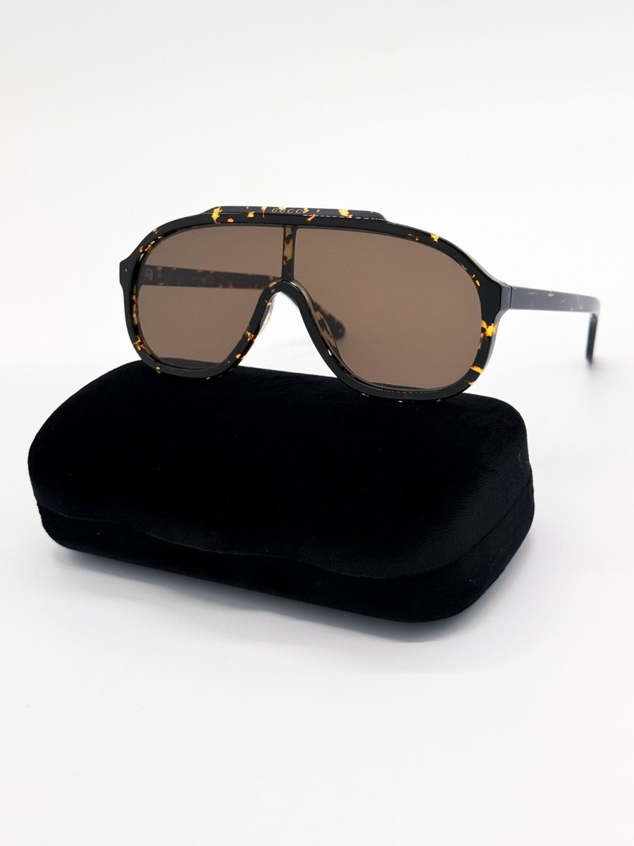 Brand new authentic unisex Gucci Sunglasses. GUCCI Gold/Brown Lens 58-17-150MM Unisex Sunglasses GG0206SK  main image 2