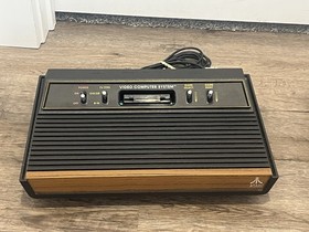 Atari 2600 CX2600A 'Woody' Four Switch Console, 20 Games & Controllers Works!!