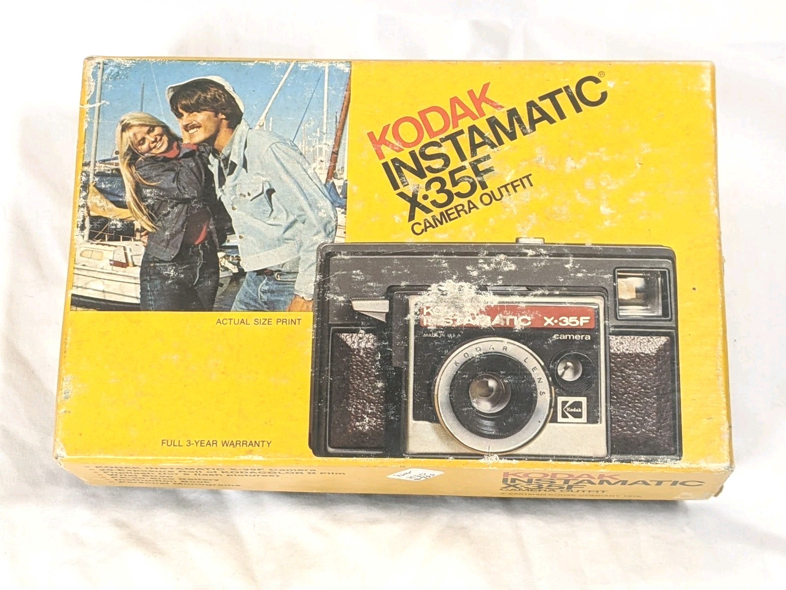 Foto 1 di 16