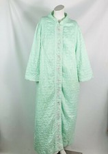 Vintage womens quilted bathrobe light green covered buttons long sleeve xl