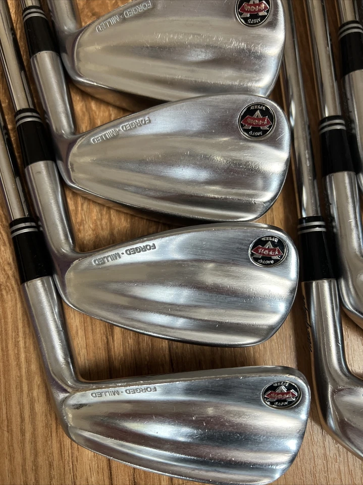 MacGregor V-Foil M675 Speed Forged Milled Iron Set R200 Regular Flex - Image 3 of 4