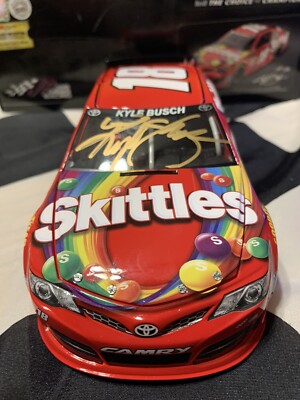 2014 Kyle Busch Autographed #18 Skittles Action 1/24 | eBay