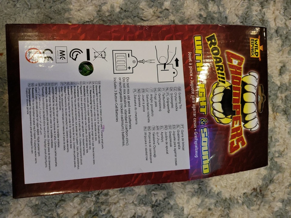 Juguete de dinosaurio de acción Wild Republic CHOMPERS greenT Rex Tyrannosaurus sonido ligero  Foto 2 de 4